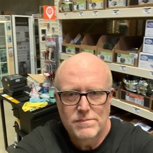 Meet your Posher, Chris